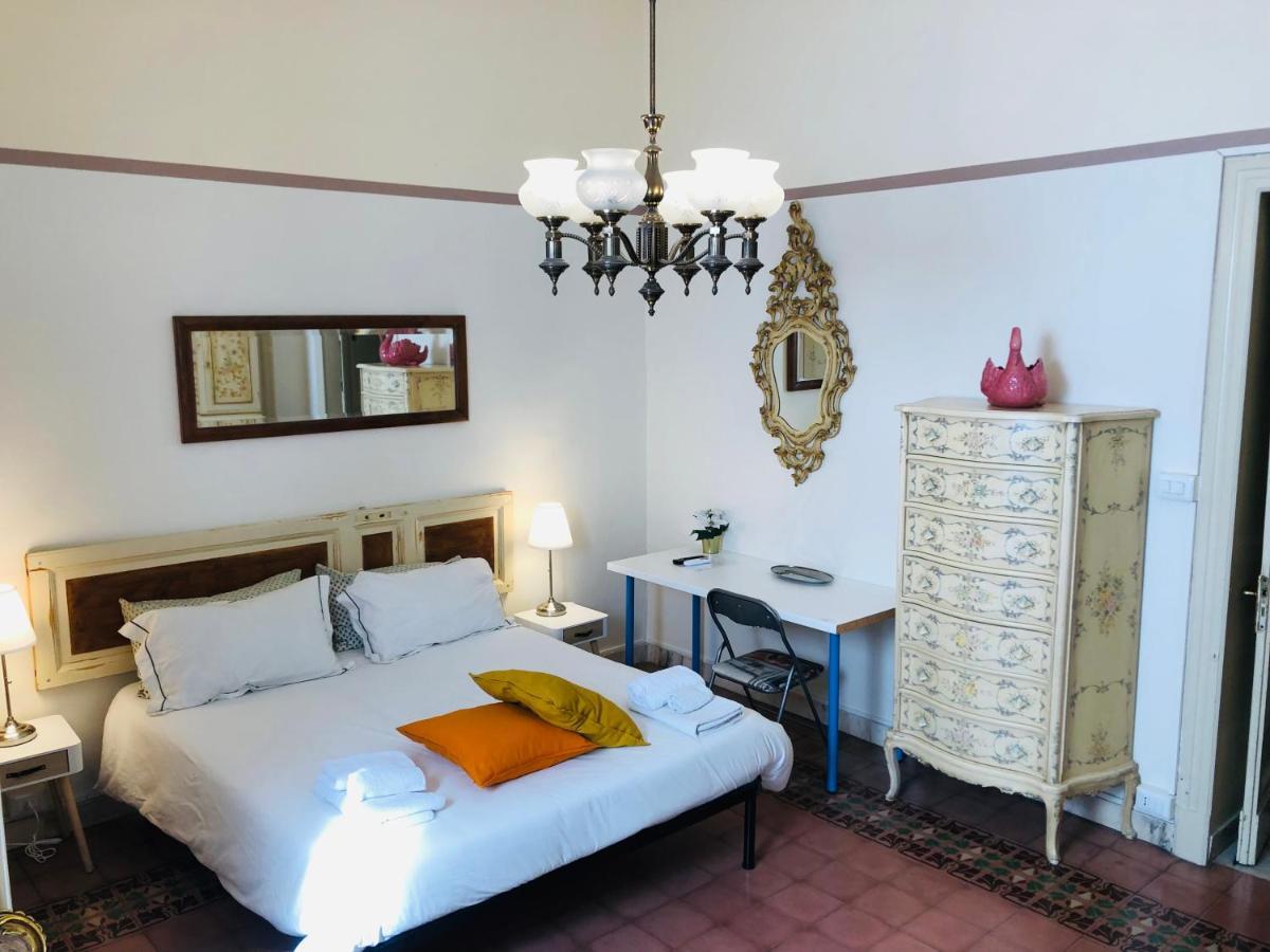 קטאניה Montello Guest House & Apartment מראה חיצוני תמונה