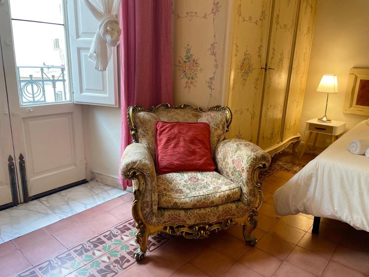 קטאניה Montello Guest House & Apartment מראה חיצוני תמונה